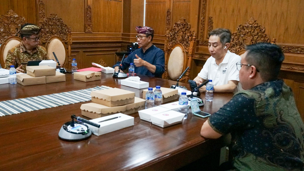 Bahas Pengembangan Layanan Stem Cell